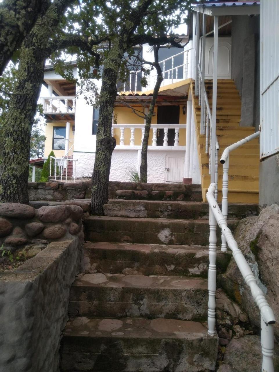 Hotel Mansion Tarahumara Areponapuchi Esterno foto